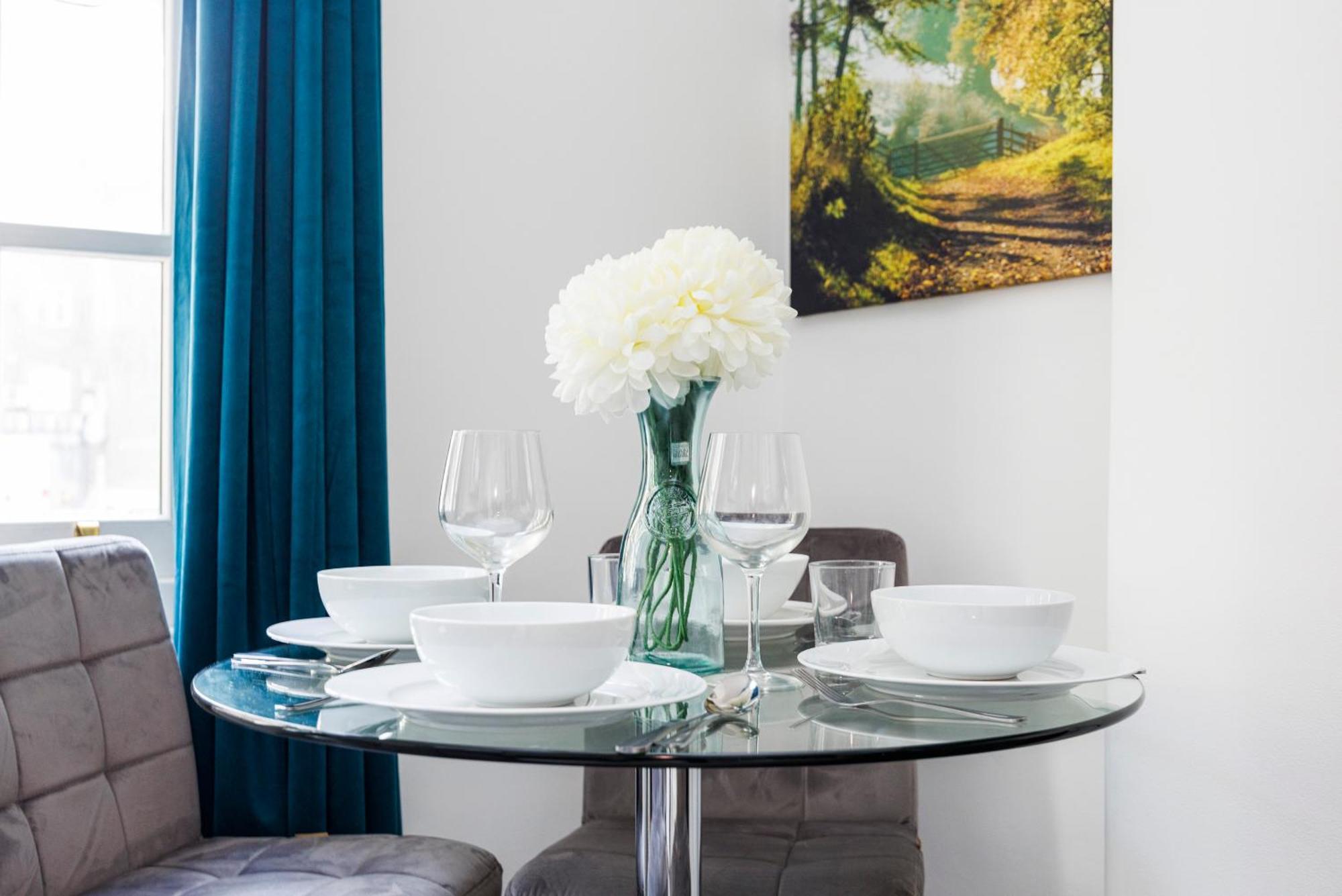 London Bridge 2 Bed Apartment - Sleeps 3 エクステリア 写真